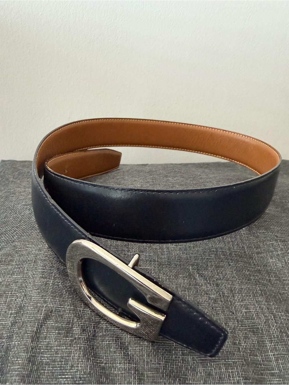 Gucci Reversible Black and Brown Leather Belt with Silver Buckle